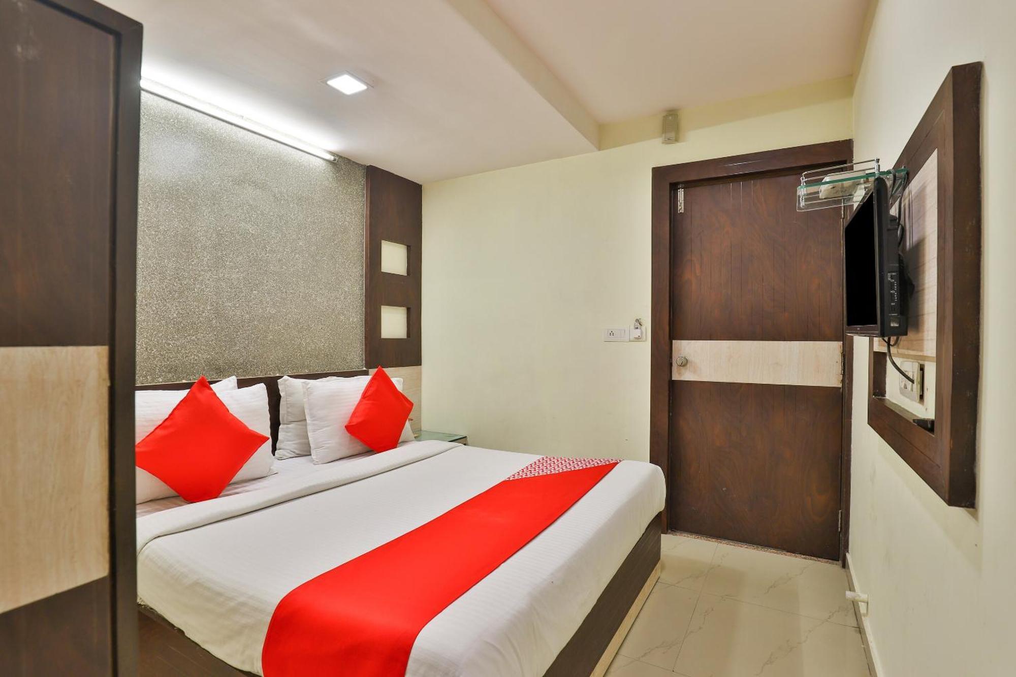 Hotel O Sri Balaji Residency Ahmedabad Luaran gambar