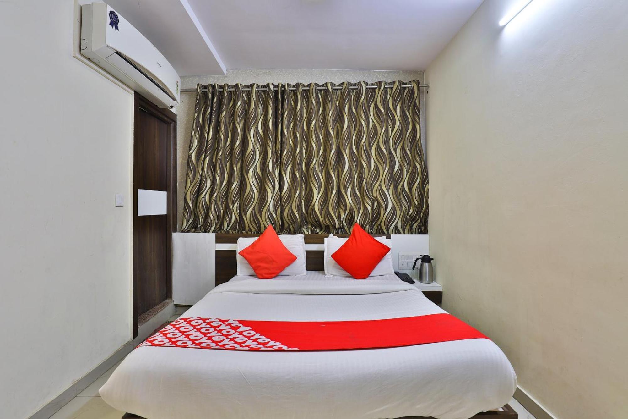 Hotel O Sri Balaji Residency Ahmedabad Luaran gambar