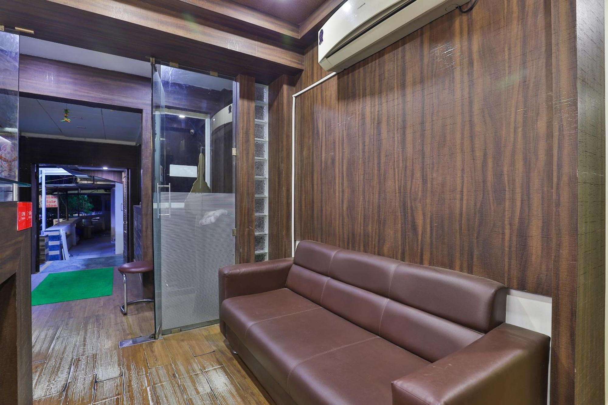Hotel O Sri Balaji Residency Ahmedabad Luaran gambar