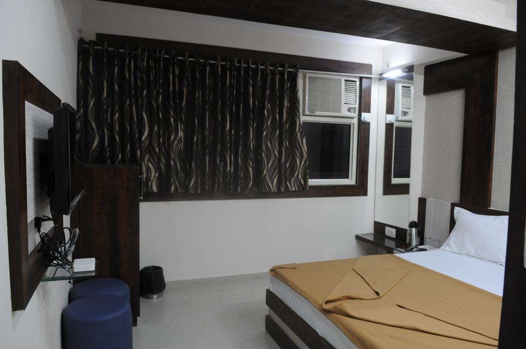 Oyo Hotel Sree Balaji Residency Ahmedabad Bilik gambar